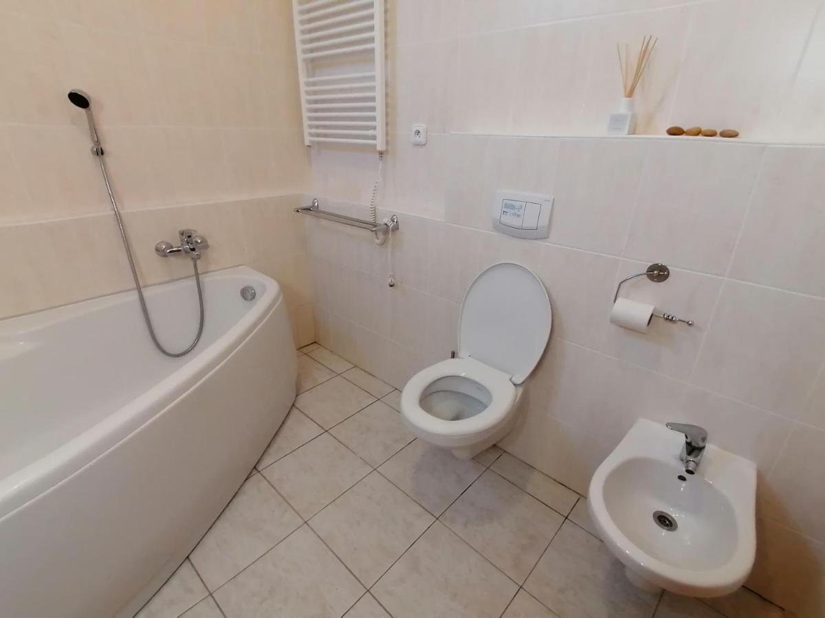 Apartment Pod Strechou